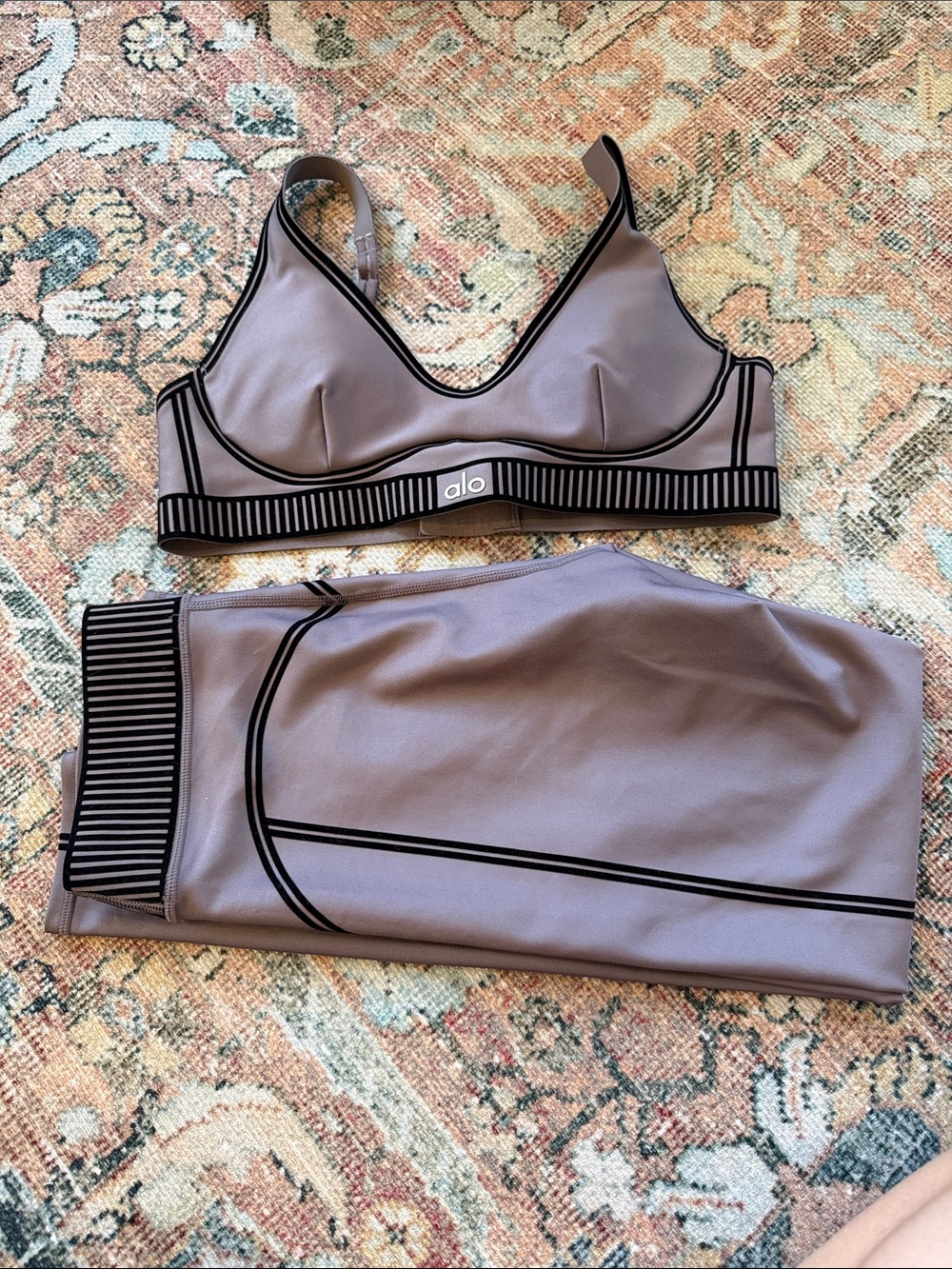 ALO Yoga Lineup Sports Bra and Leggings Set